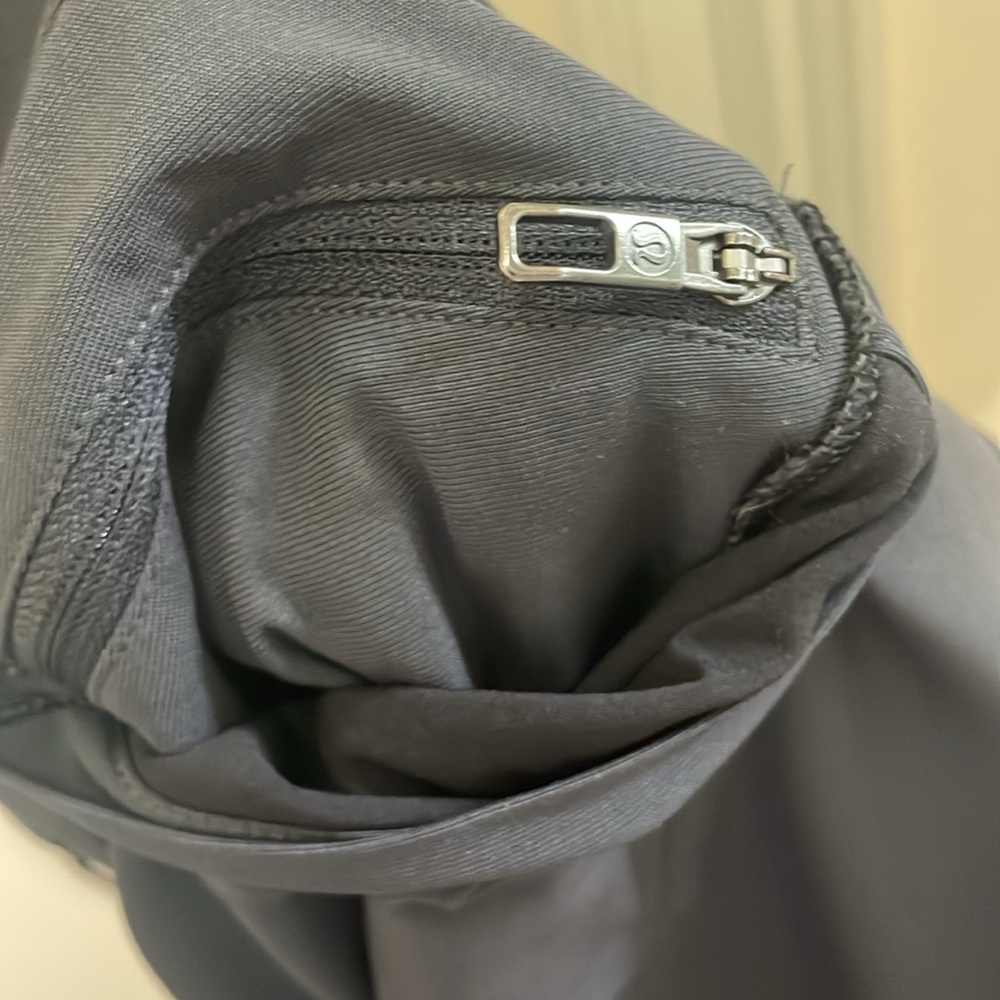 Lululemon ABC Pant Classic Navy - 34 - Picture 15 of 16